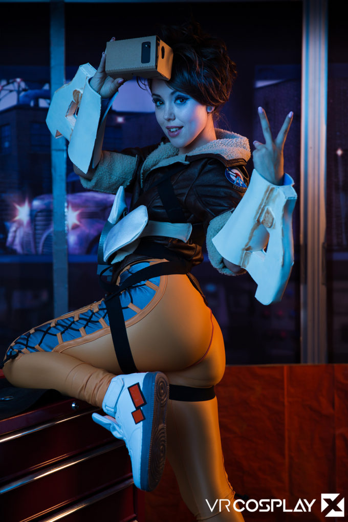 Tracer and Widowmaker – Zoe Doll – Alexa Tomas – Overwatch