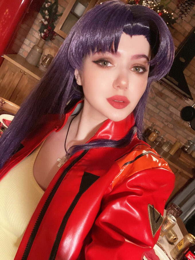 Katsuragi Misato – Alina Becker – Neon Genesis Evangelion